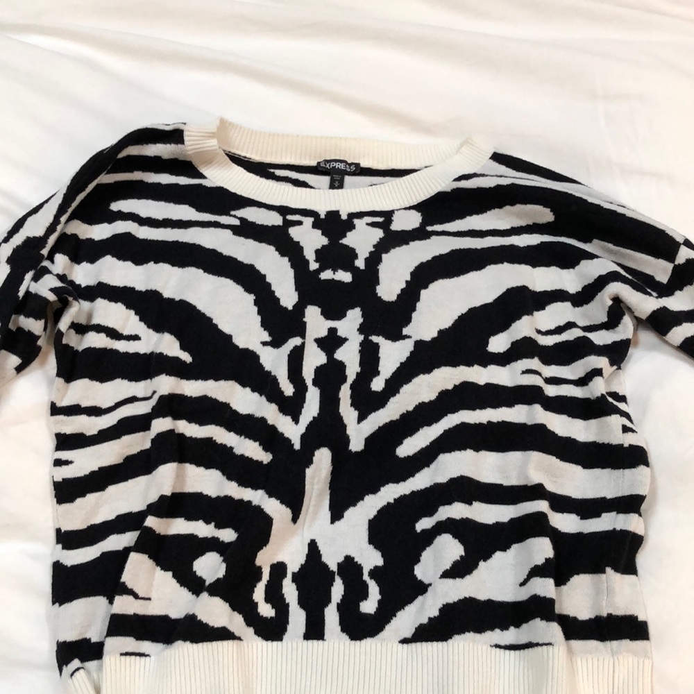 Express size medium 3/4 sleeve zebra print sweater